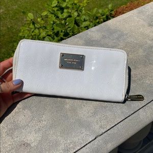 Michael Kors White/Gold Patent Leather Wallet